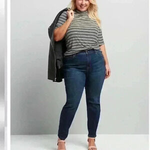 NWT Lane Bryant mid-rise super stretch skinny medium wash jeans sz 28